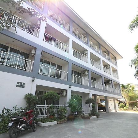 Hotel Oyo 75389 Pandora House à Pattaya Extérieur photo