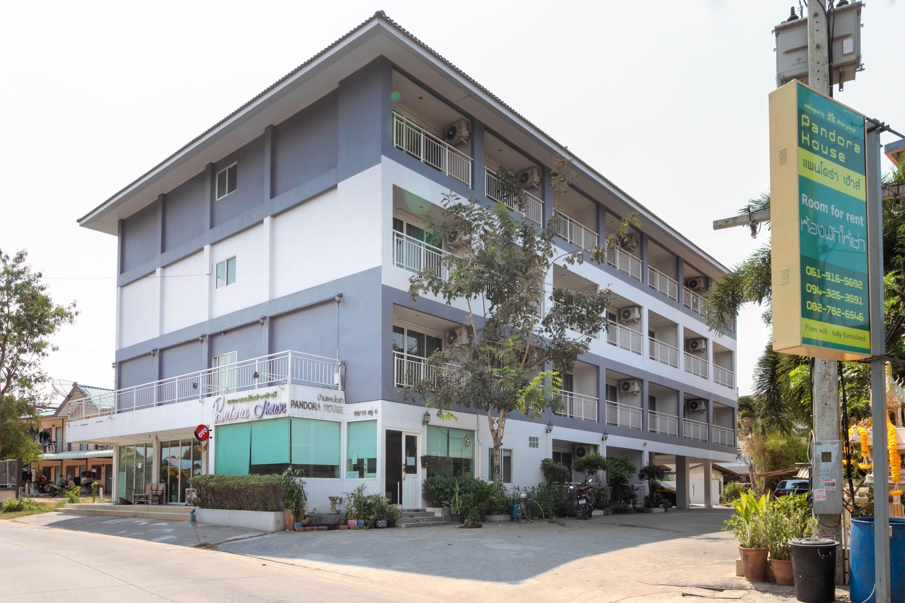 Hotel Oyo 75389 Pandora House à Pattaya Extérieur photo