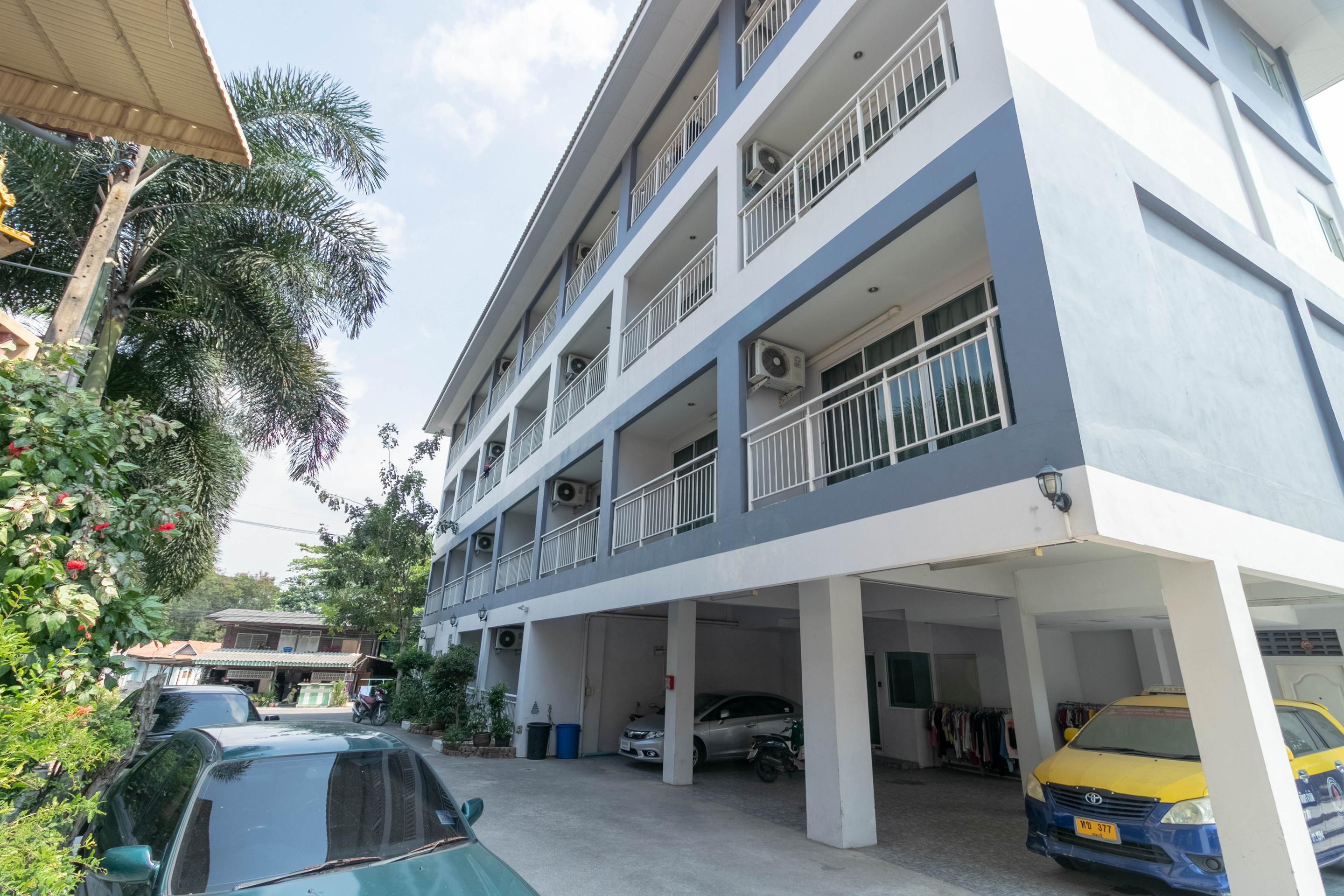 Hotel Oyo 75389 Pandora House à Pattaya Extérieur photo