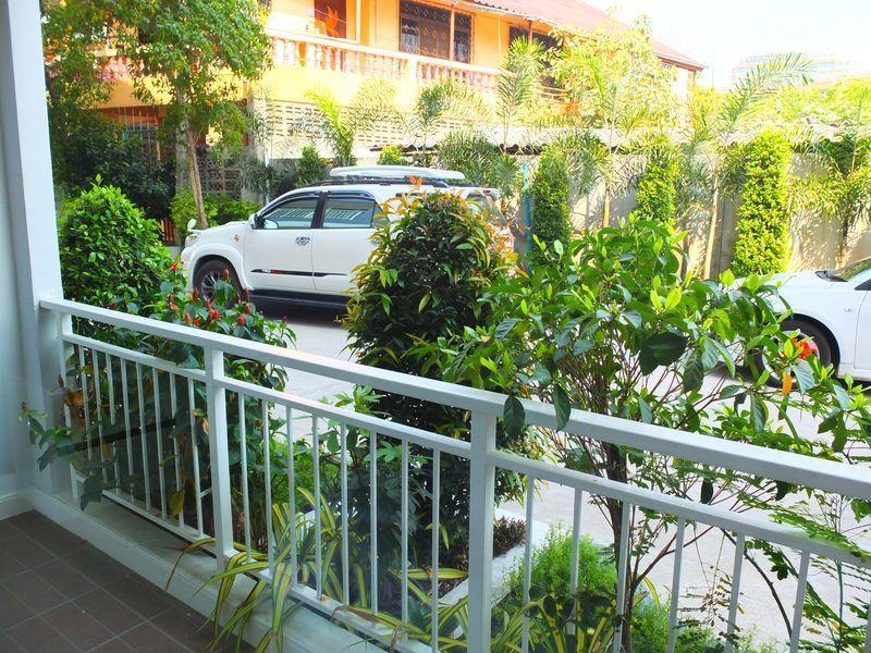 Hotel Oyo 75389 Pandora House à Pattaya Extérieur photo